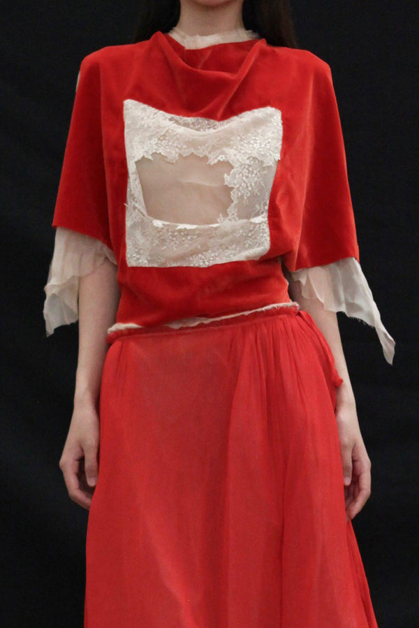 Joyce Bao 25 Spring/Summer Iris Top JB-JB00-01001-HONG Red
